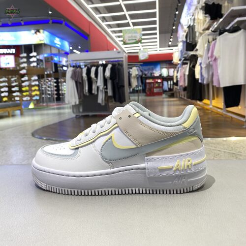 NIKE女轻便低帮百搭运动休闲鞋