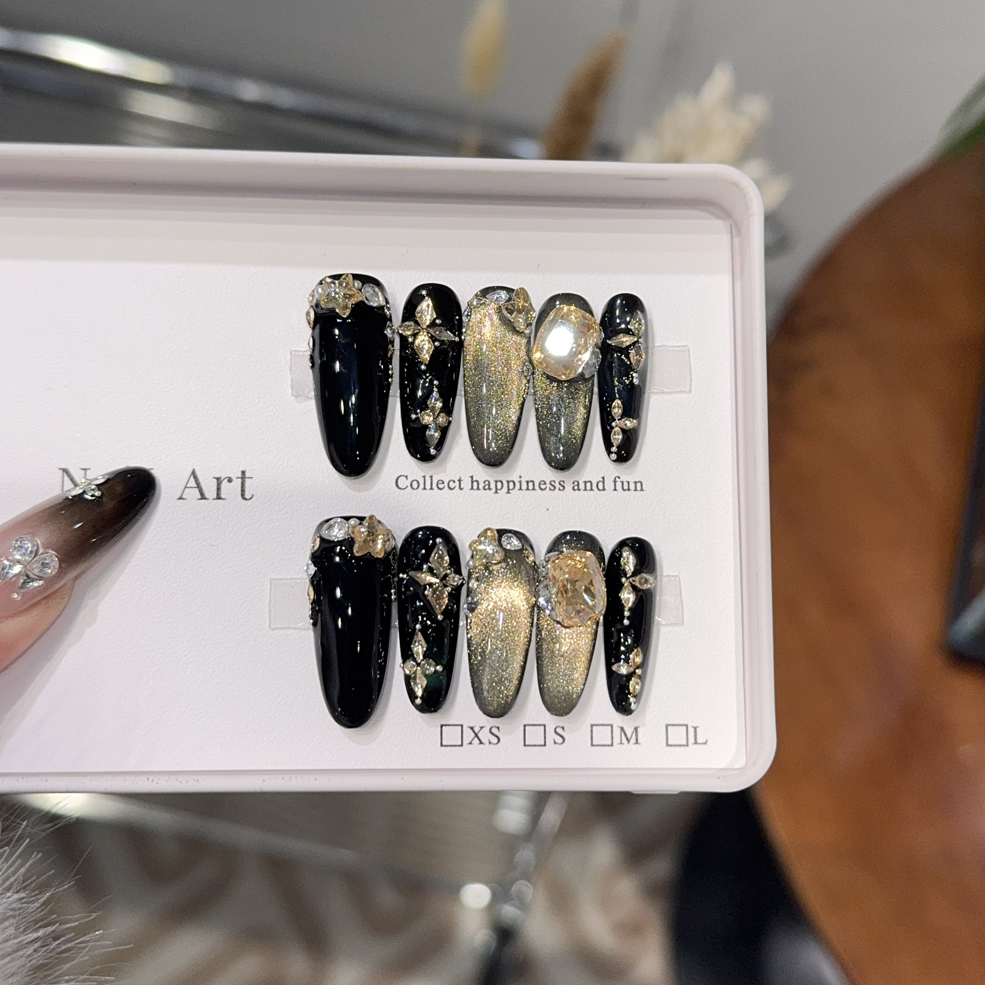 权游轻奢锆石钻美甲贴片