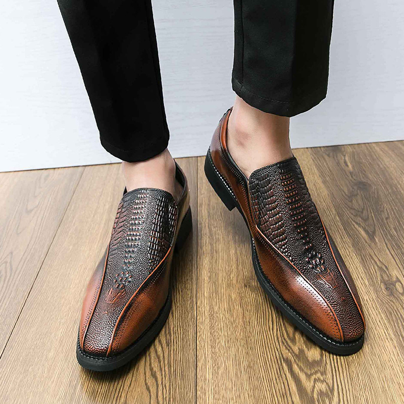 跨境大码春季新款鳄鱼纹休闲皮鞋时尚套脚男鞋商务正装懒人乐福鞋
