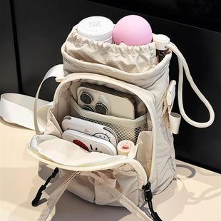上班通勤包2025超火手机水壶包女新款斜挎包迷你小包可携式单肩包
