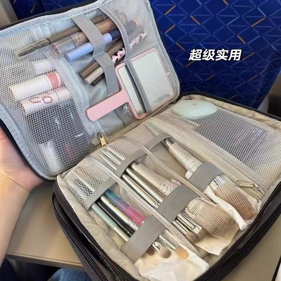 超大容量化妆包巨能装便携式分格多层分类隔层女士旅行收纳洗漱包