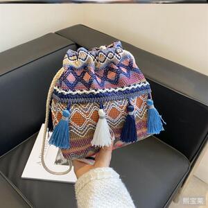 云南民族风刺绣绣花斜挎零钱包