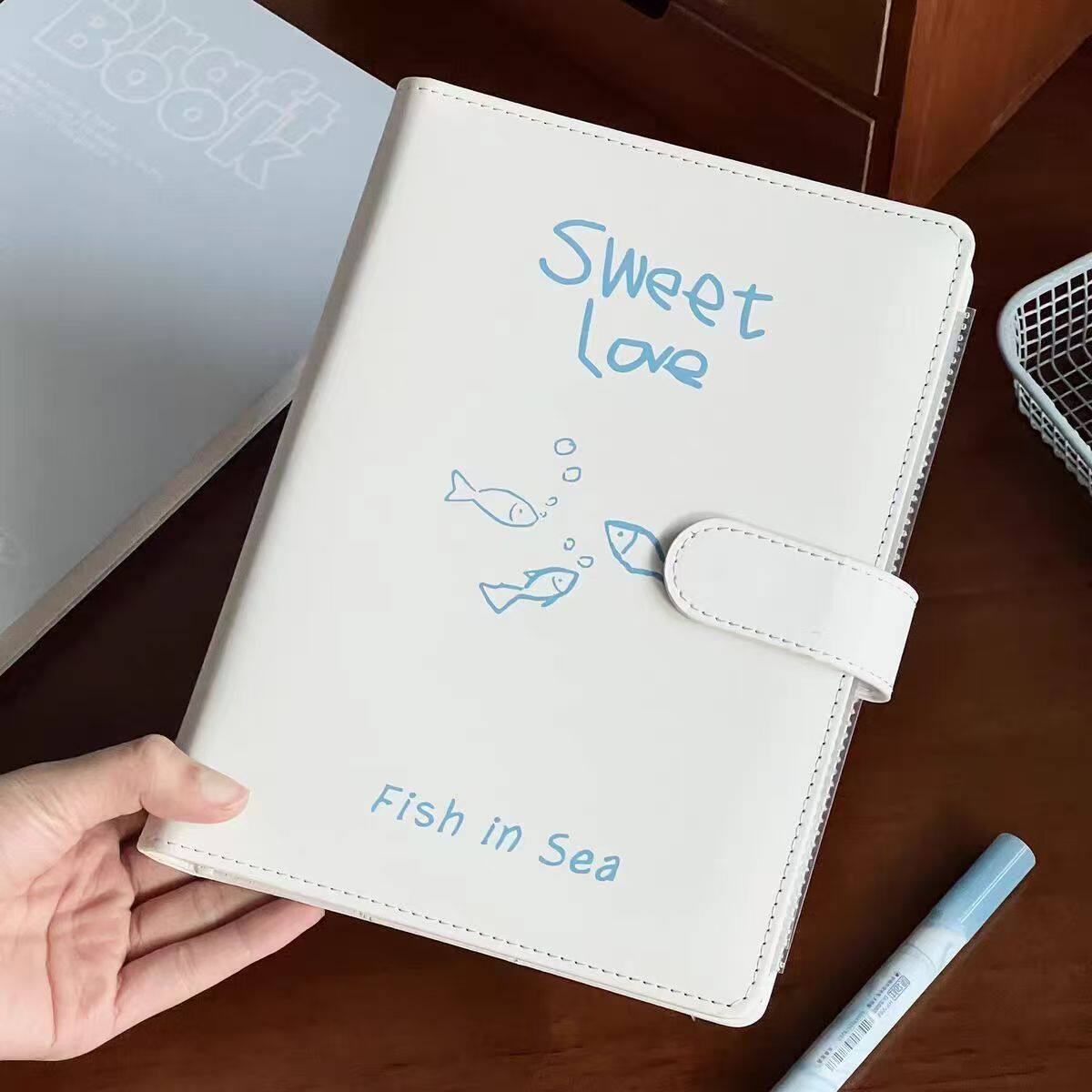 韩系简约小鱼卡册5143