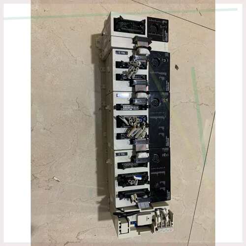 议价FX3UC-32MT/D FX2NC-CNV-IF 300
