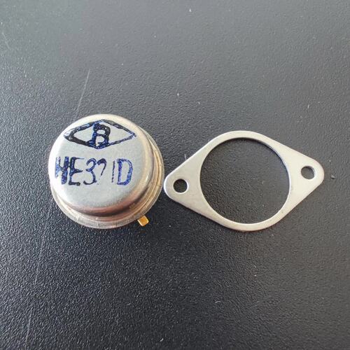 议价库存镀金芯片，非翻新。型号HE321D。标的是单价。