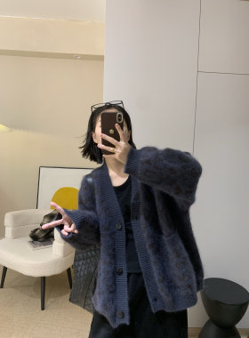 重工豹纹撞色兔羊毛仿貂绒毛浣熊绒毛加密加厚针织开衫毛衣外套女