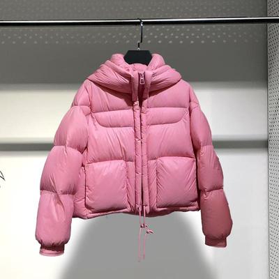 小个子粉色连帽羽绒服短款外套女