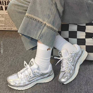 女子 106 NIke 6000 缓震运动鞋 BV1021 低帮复古跑步鞋 银白色