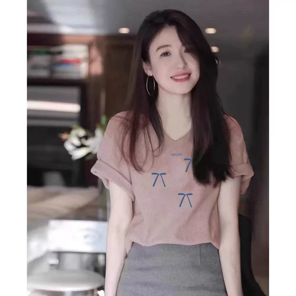2026夏季法式粉色别致V领短袖t恤女设计感小众纯棉显瘦休闲上衣潮
