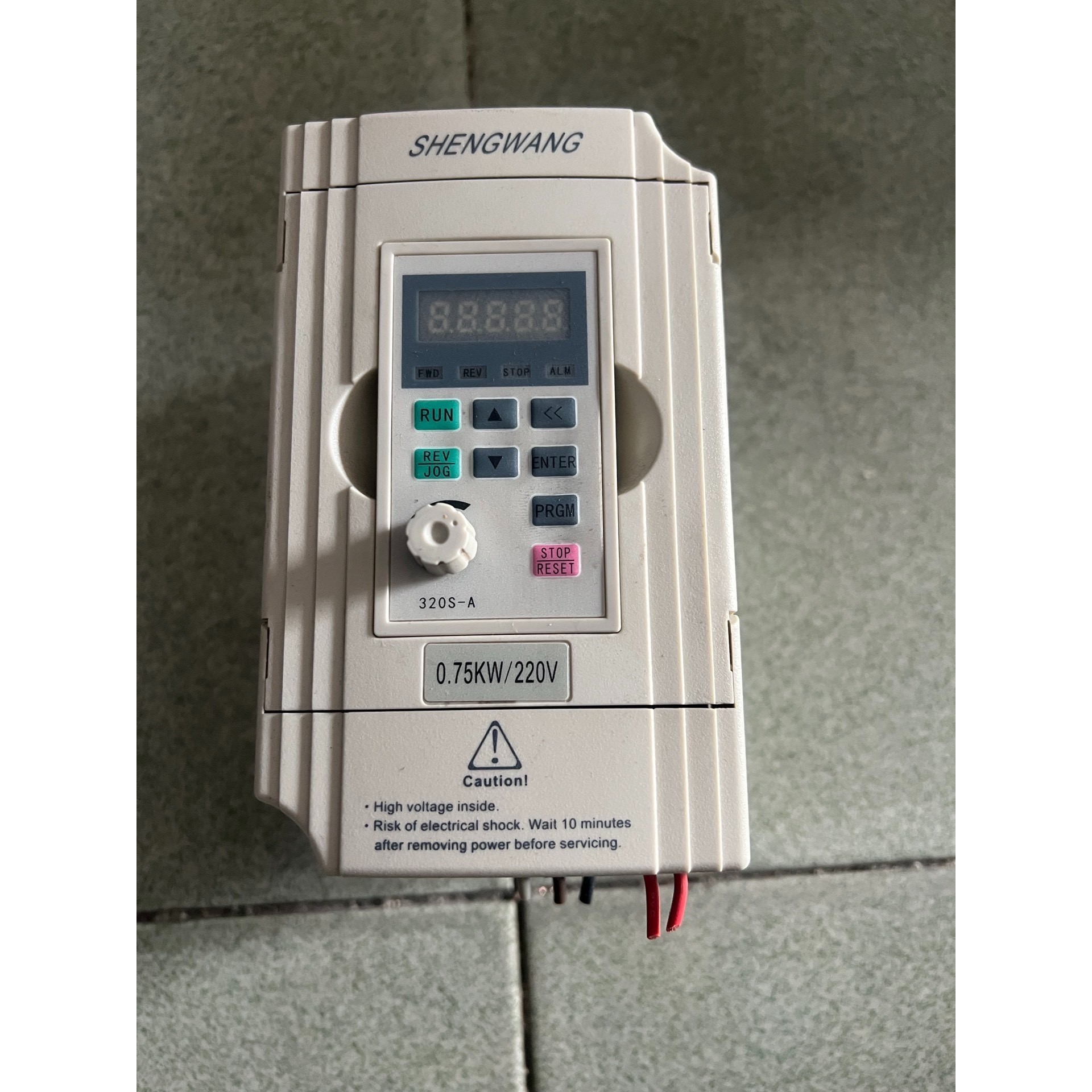 售前询价拆机圣旺变频器SW320SS0007M1