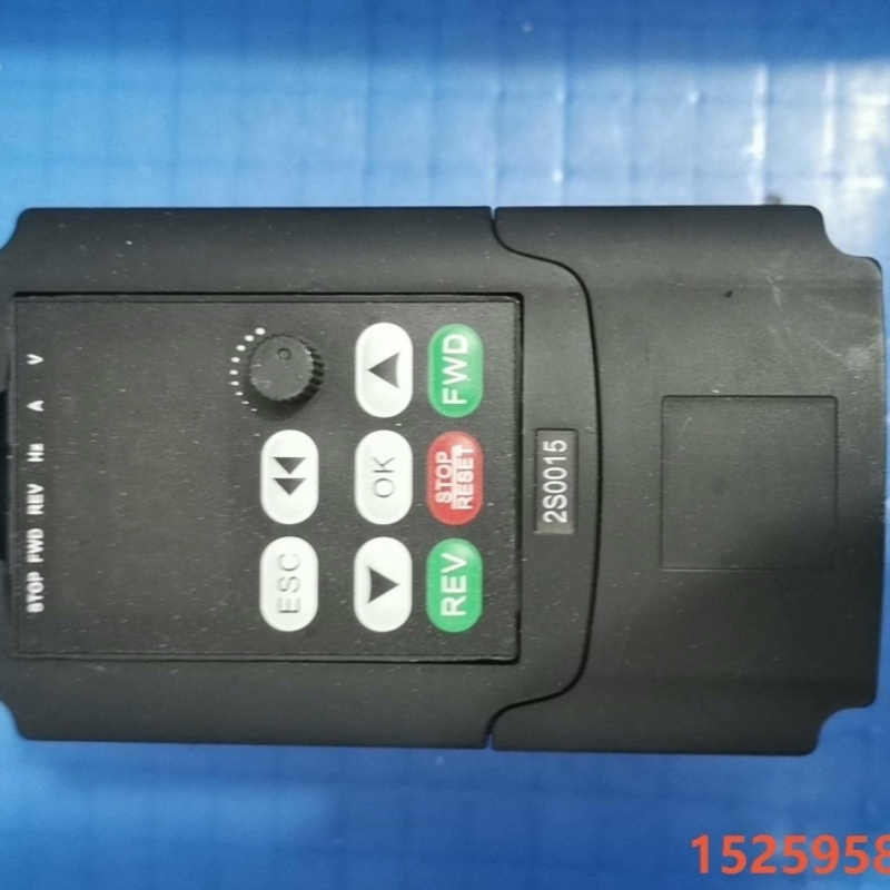 售前询价台达变频器V800-2S001R5G,220V1.5KW原装议价