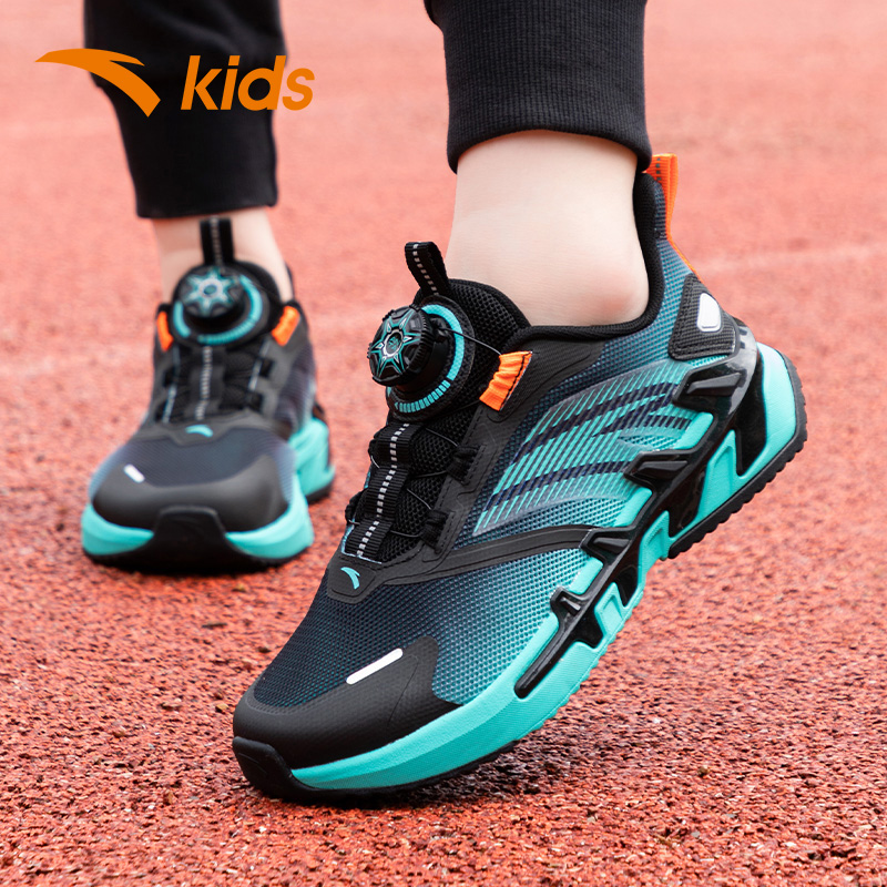 男童运动鞋安踏旋转按钮