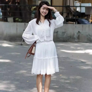 法式温柔风雪纺衬衫套装2025秋季新品白色宽松系带长袖上衣半身裙