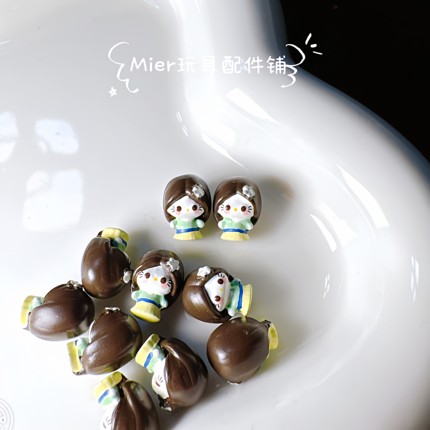 PU设计款Hello Kitty小鼻嘎公主变装奶油胶公仔DIY串珠笔刀配件