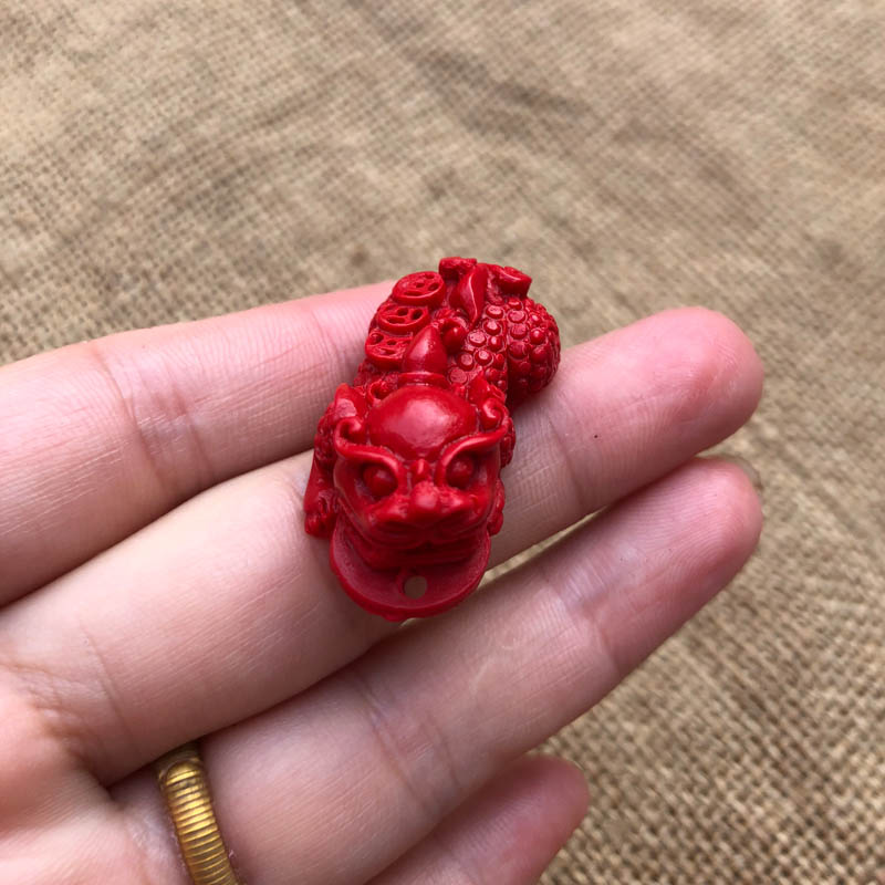 招财高含量帝王红貔貅玉坠送证书