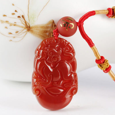 天然红玛瑙玉髓挂件证书吊坠