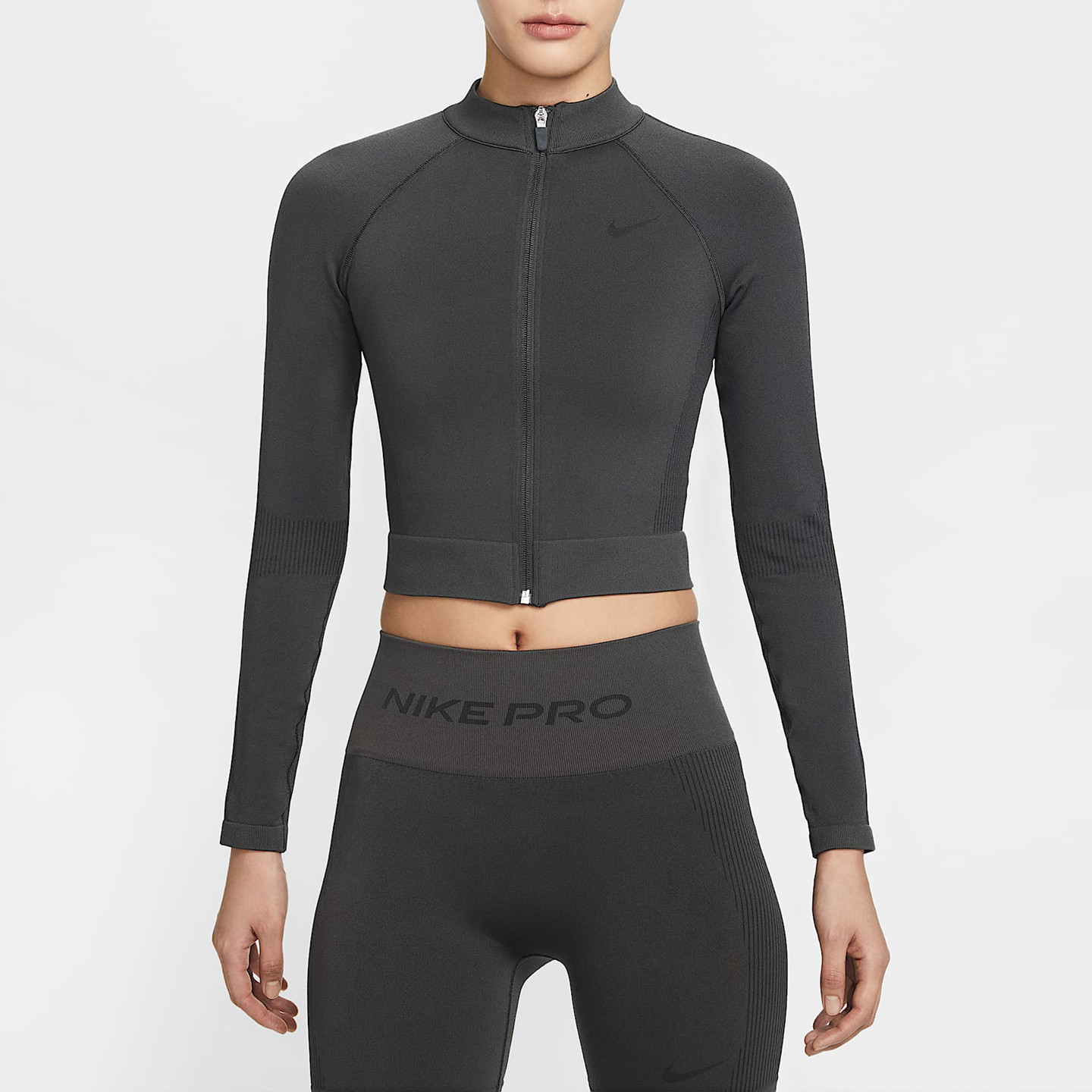 Nike/耐克Pro女子速干全长拉链开襟紧身训练上衣IO4467