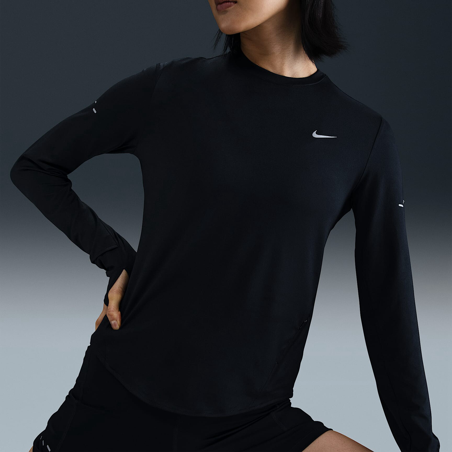 耐克Nike Swift 女子防晒速干长袖圆领跑步上衣HQ0504