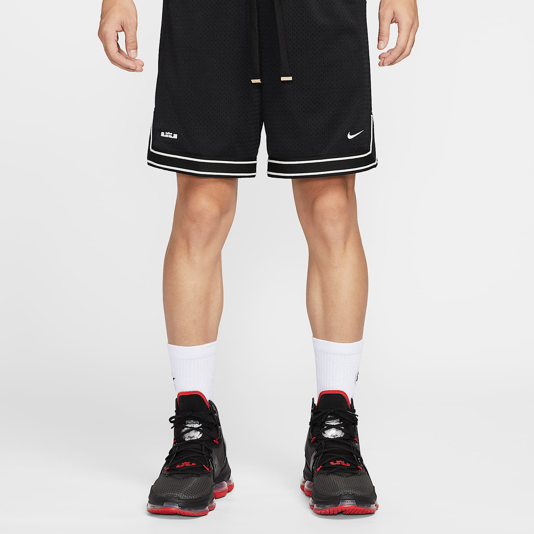 耐克LeBron詹姆斯男子篮球短裤HV3395