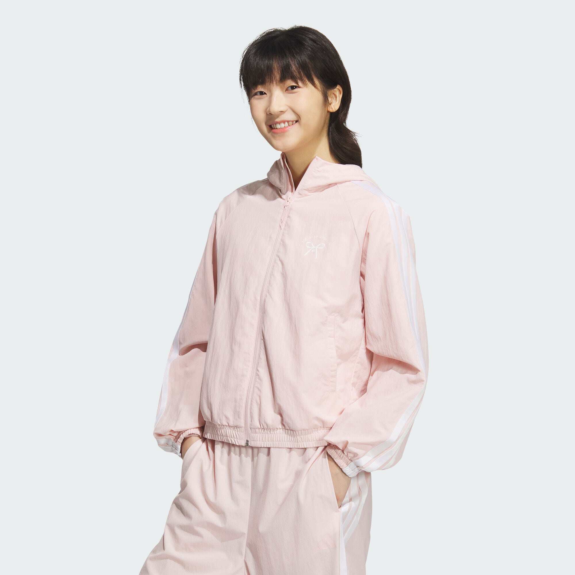 阿迪达斯女子拒水防泼蝴蝶结图案连帽夹克外套JY7592|JY7611