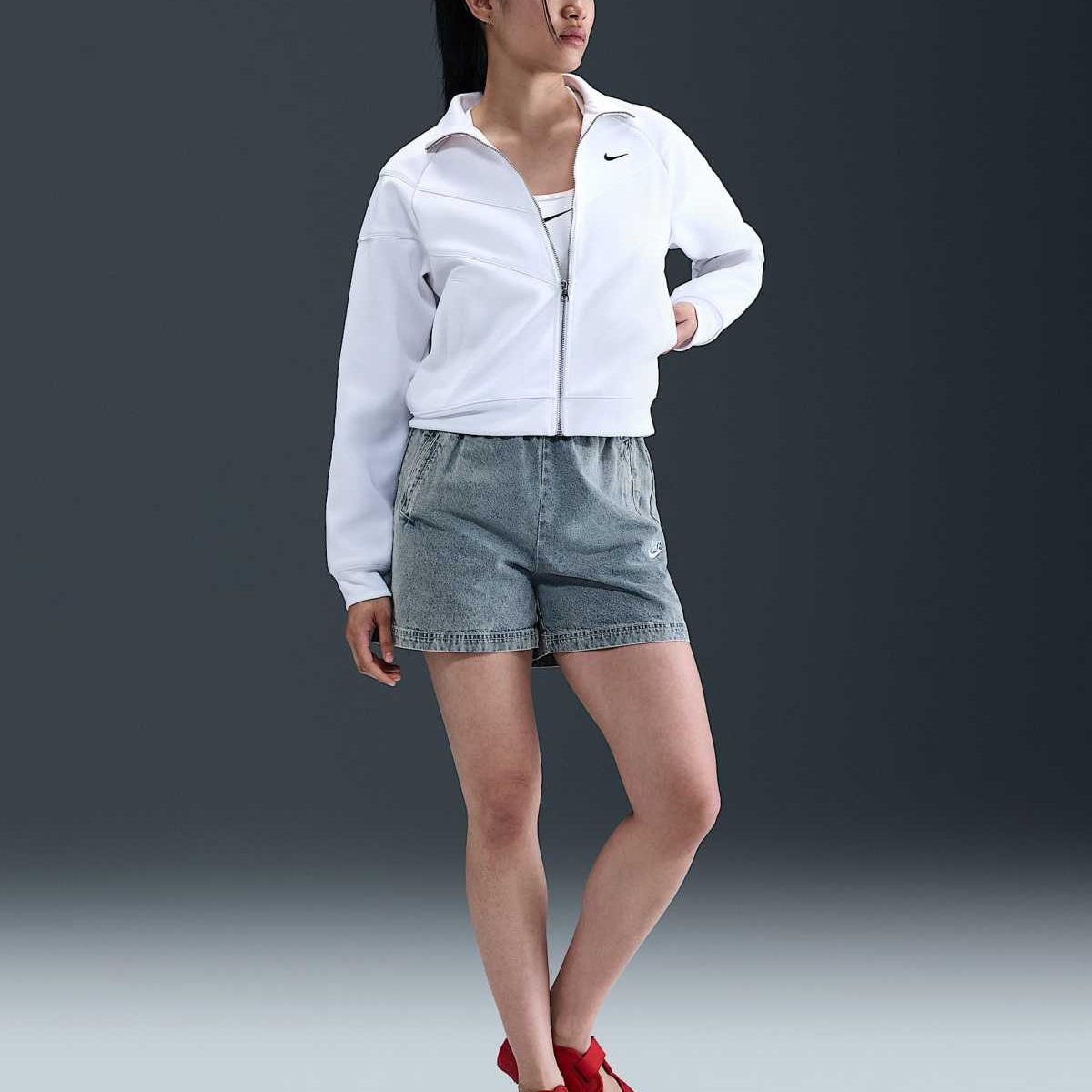 耐克Nike Sportswear女子牛仔布短裤IF0624