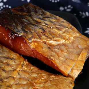 湖南特产正宗农家自制腊鱼腊草鱼线条鱼500g风干咸鱼腌鱼干腊肉年