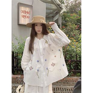 法式慵懒风彩色花朵刺绣衬衫女春季新款文艺甜美宽松百搭长袖衬衣