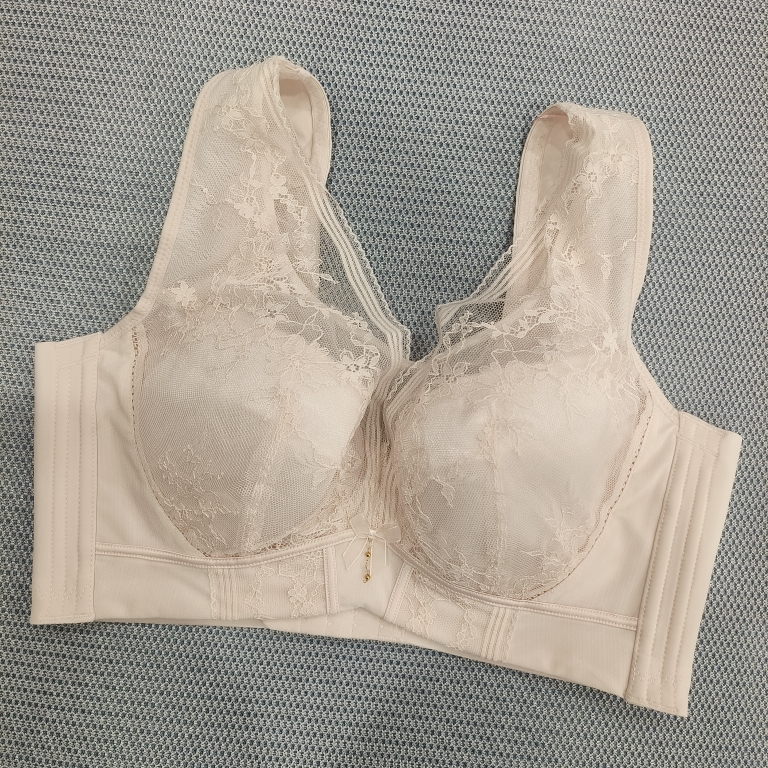 7975大胸显小D罩杯软钢圈无磁文胸侧收副乳防下垂调整型内衣