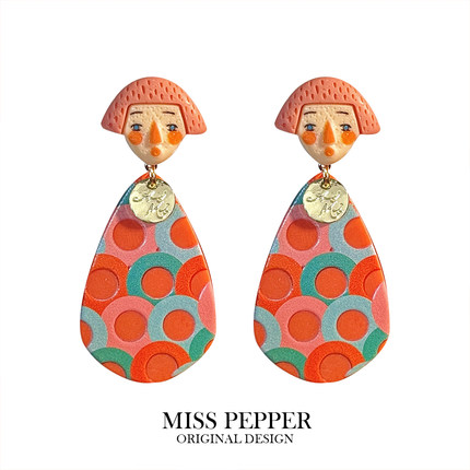 原创设计雀斑女孩趣味卡通耳环彩色波点耳夹瘦脸辣妹长款毛球耳饰