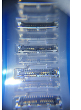 DF56C-26S-0.3V(51) SMD,P=0.3mm 板对板连接器 全新原装 26pin