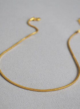 博主同款铜镀真金个性简约金色轻奢方形蛇骨链通勤百搭短款颈链女