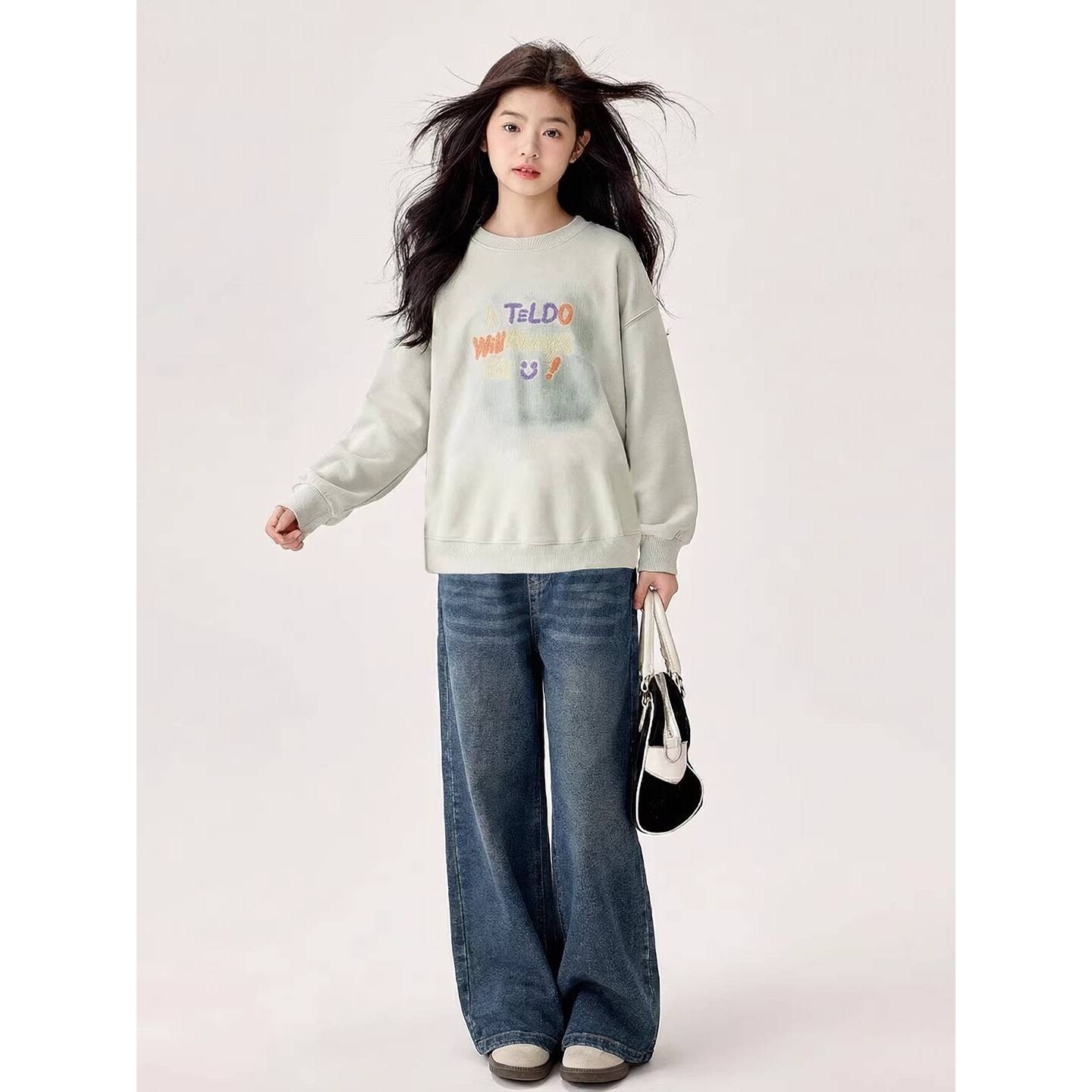 品牌专柜女童卫衣套装2026新款春秋女孩潮酷儿童巨好看春装大童春