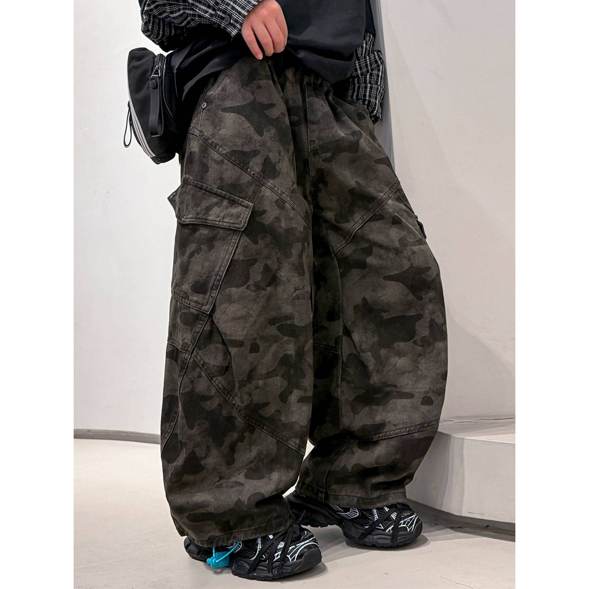 品牌专柜男童秋装裤子炸街儿童春秋迷彩裤痞帅2026新款大童装春季