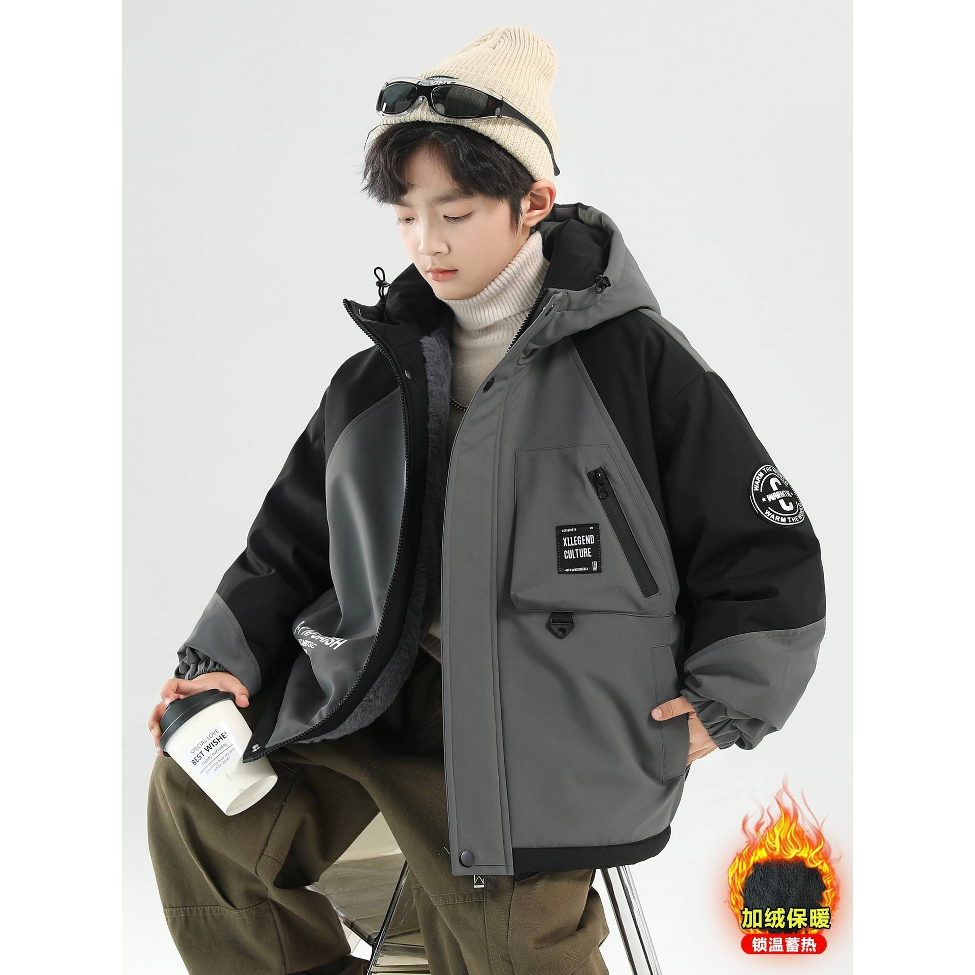 品牌专柜男童冬装加绒冲锋衣外套2025新款中大童连帽儿童冬季派克