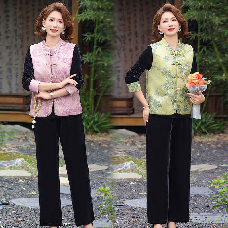 品牌专柜新中式妈妈秋装金丝绒套装中老年女装宽松大码春季国风马