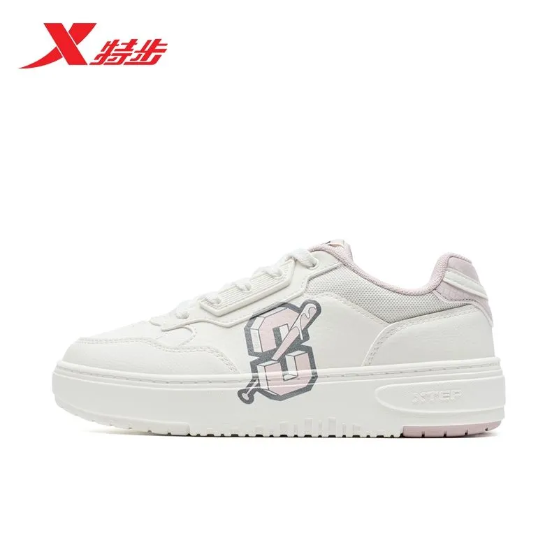 特步女鞋板鞋运动鞋2025冬季