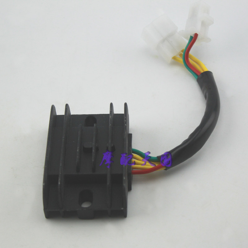 摩托车轻骑太子GN125跨骑GS125稳压器/硅整流/整流器/充电器