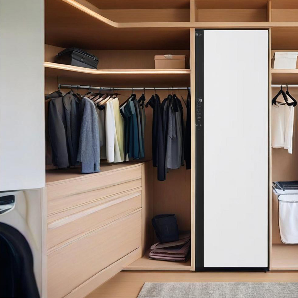 LG衣物护理机热泵烘干智能衣柜