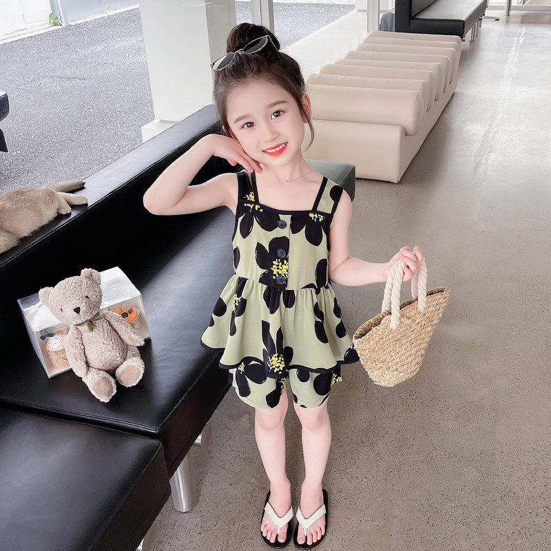 英国KABEI TREE女童套装2026新款洋气时髦吊带短裤薄款两件套