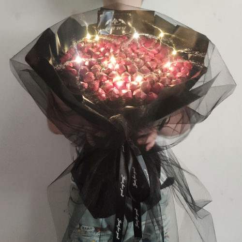 情人节棒棒糖花束送女生