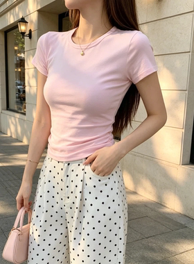 时尚短袖女T恤设计圆领韩系chic大码修身设计感抽皱收腰短款上衣