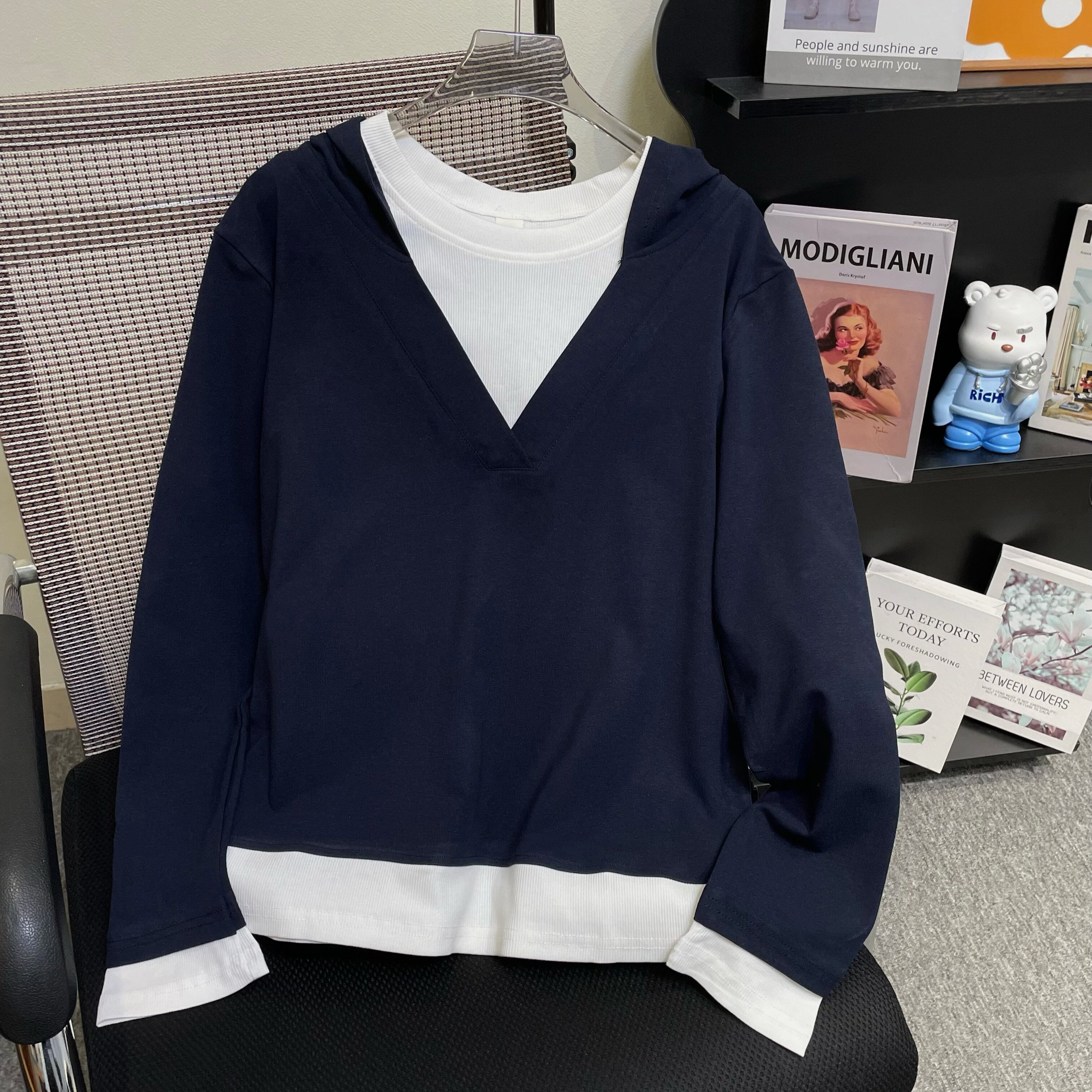 美式学院风撞色连帽假两件长袖T恤女正肩显瘦打底衫大码内搭上衣