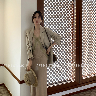 ARTME瓜瓜 100醋酸蕾丝拼接V领吊带裙女春修身鱼尾连衣裙w2187w2