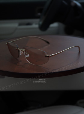 罗猪猪【极简老钱】尼龙镜片墨镜超轻极简2026