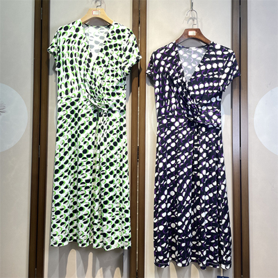 0打理！修饰身材！针织真丝扭皱裁剪V领显瘦通勤百搭桑蚕丝连衣裙