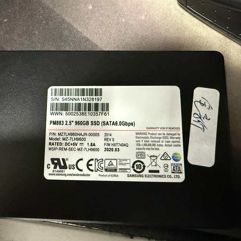 全新三星PM883固态硬盘960G，2.5寸SATA接口。企--议价商品