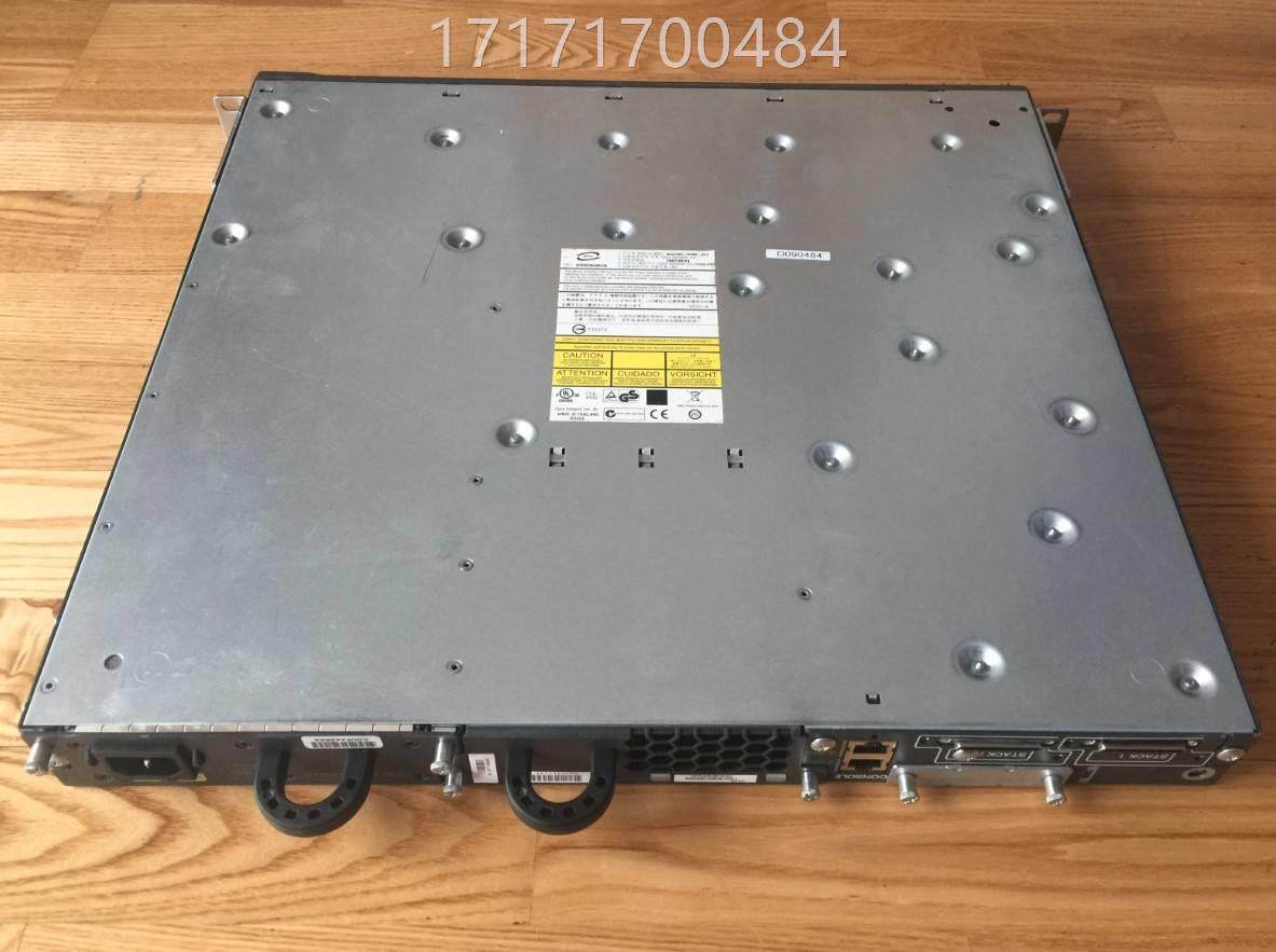 看看思cisco ws-eck3750e-24td-s 24口千兆万兆10g2口 3层交换机