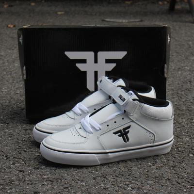 魔术贴FALLEN中帮滑板鞋耐磨舒适