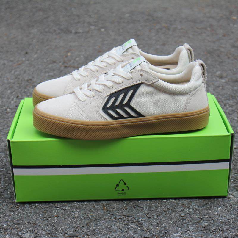 牛筋底卡优玛Cariuma麂皮板鞋男女同款低帮系带休闲耐磨sk8滑板鞋,运动鞋new,板鞋,淘宝优惠券,粉丝福利购,淘宝优惠卷