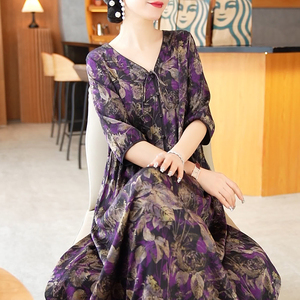 大牌高端气质桑蚕丝连衣裙女2023年新款洋气中年妈妈复古真丝裙子